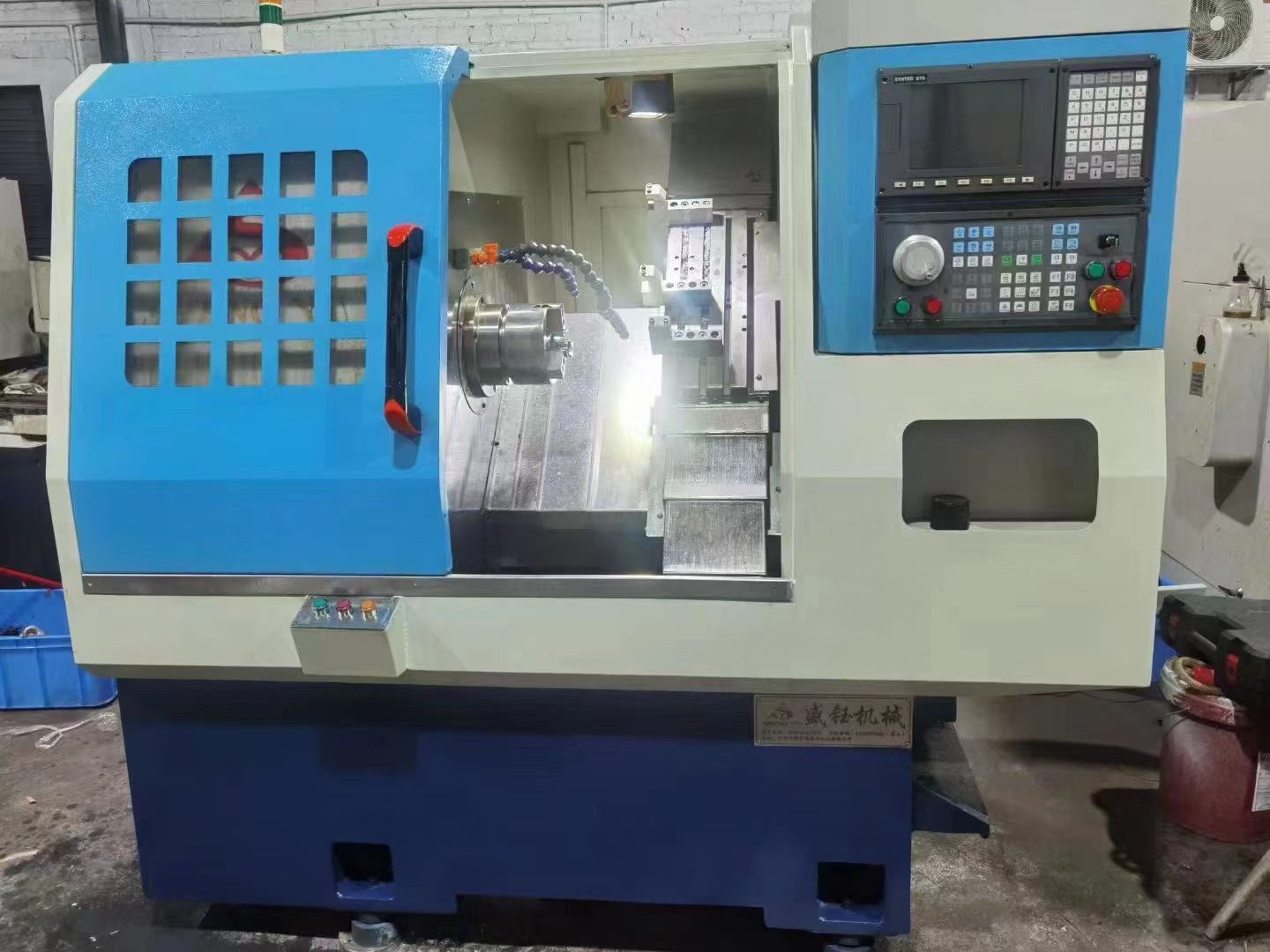 CNC加工機(jī)床
