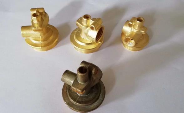 黃銅自來水減壓閥拋光效果圖