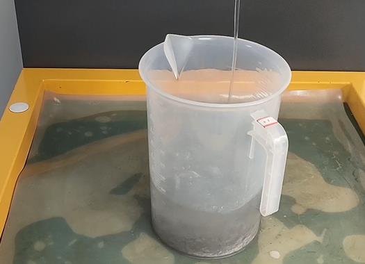 拋光液增加鋁件圓墊片金屬光澤 拋光液增加鋁件圓墊片金屬光澤